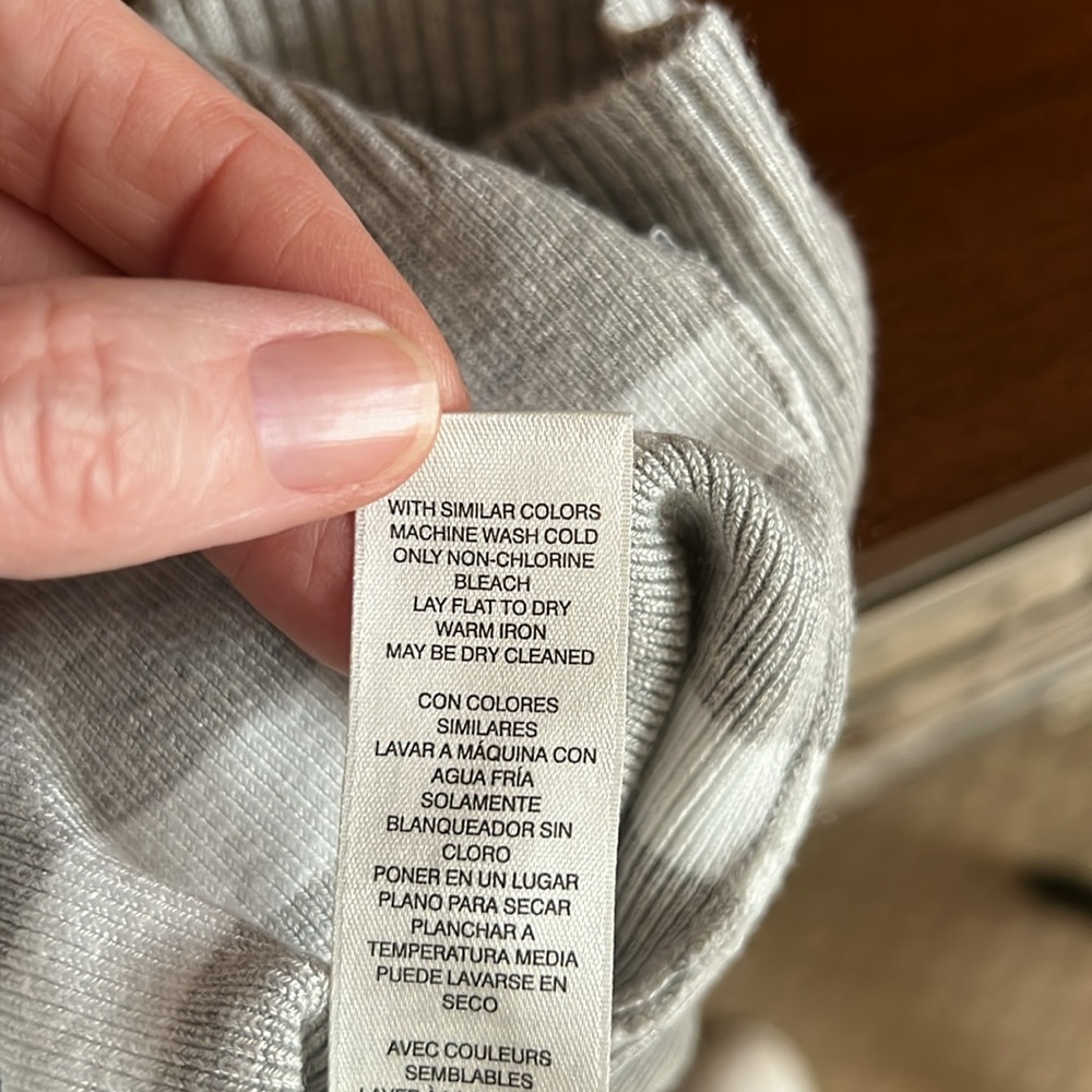White House Black Market WHBM Gray and White Stripe Sweater - Picture 6 of 8